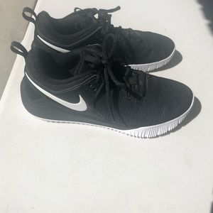 Nike women’s volleyball shoes size 9